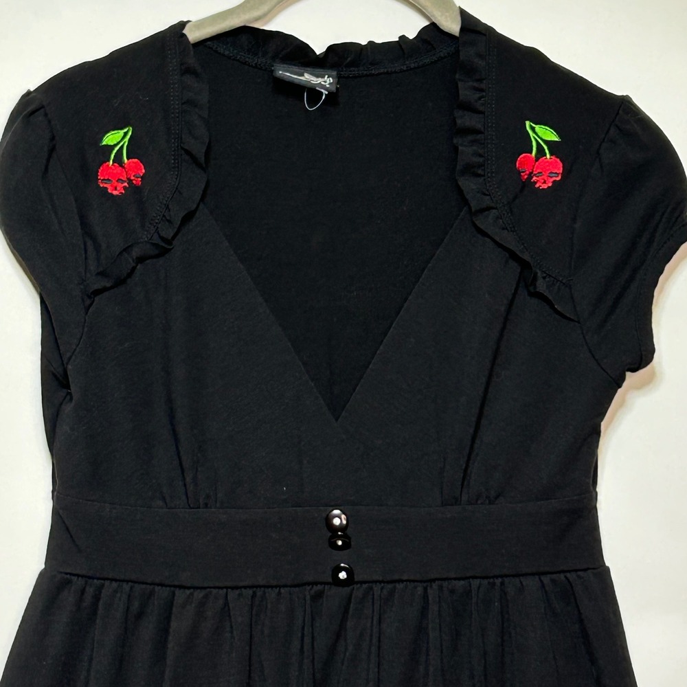 RockSteady Skater Dress Women S Black Cherry Skulls Rockabilly Whimsy Goth Retro - Picture 2 of 11
